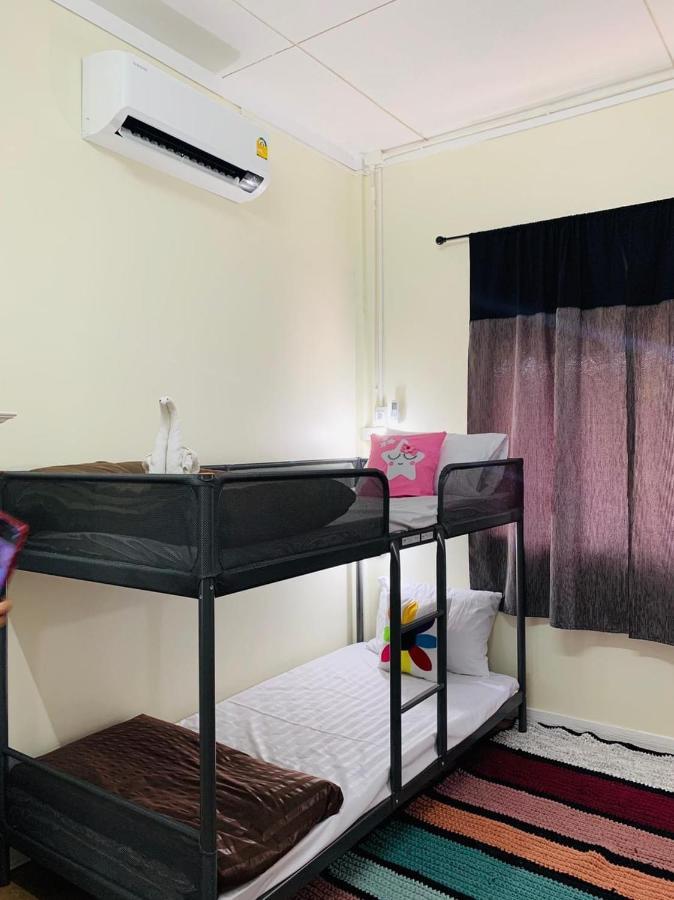 Baan Mae Somkid Homestay Сукотай Екстериор снимка