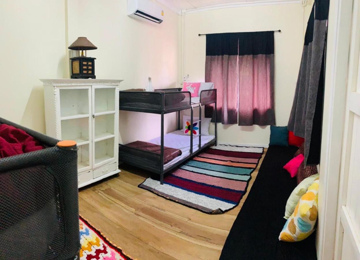 Baan Mae Somkid Homestay Сукотай Екстериор снимка